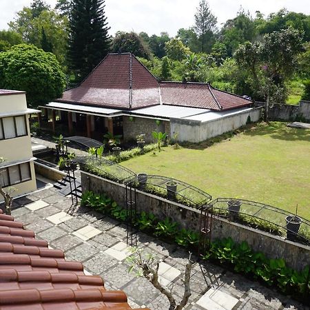 Akasa Hotel Kaliurang Exterior photo