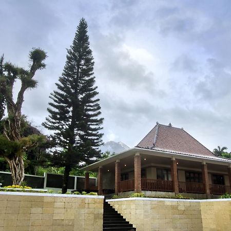 Akasa Hotel Kaliurang Exterior photo